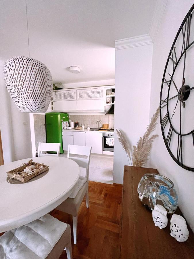 Aska Apartment Бар Екстер'єр фото