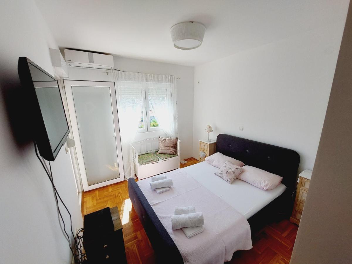 Aska Apartment Бар Екстер'єр фото