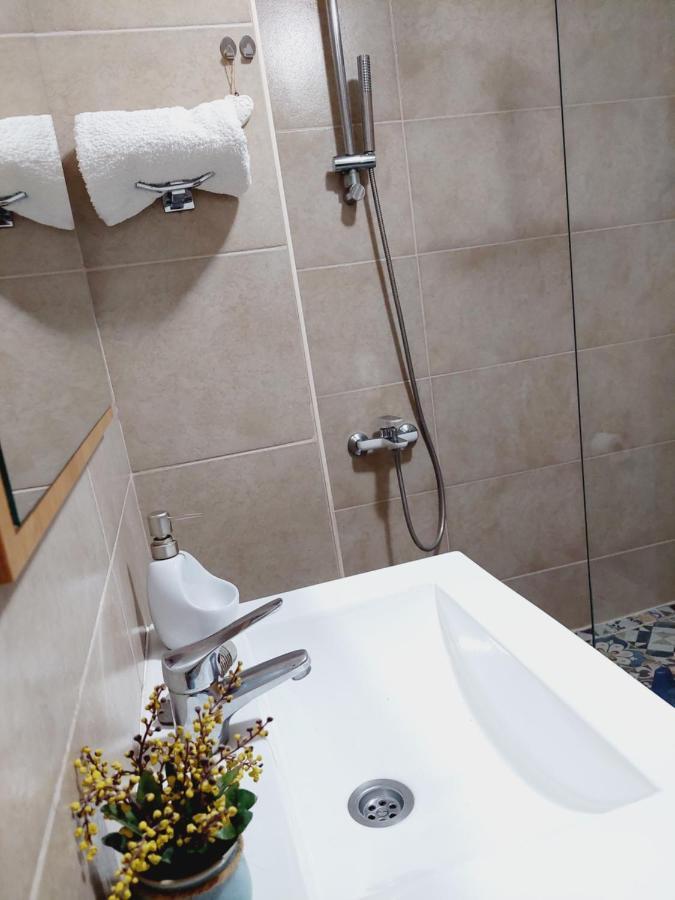 Aska Apartment Бар Екстер'єр фото