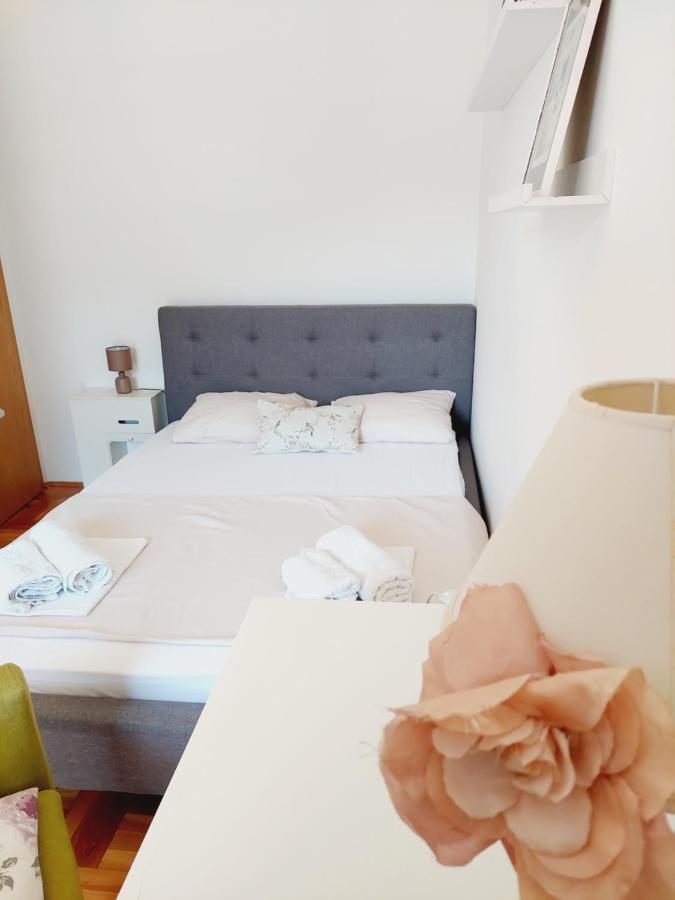 Aska Apartment Бар Екстер'єр фото