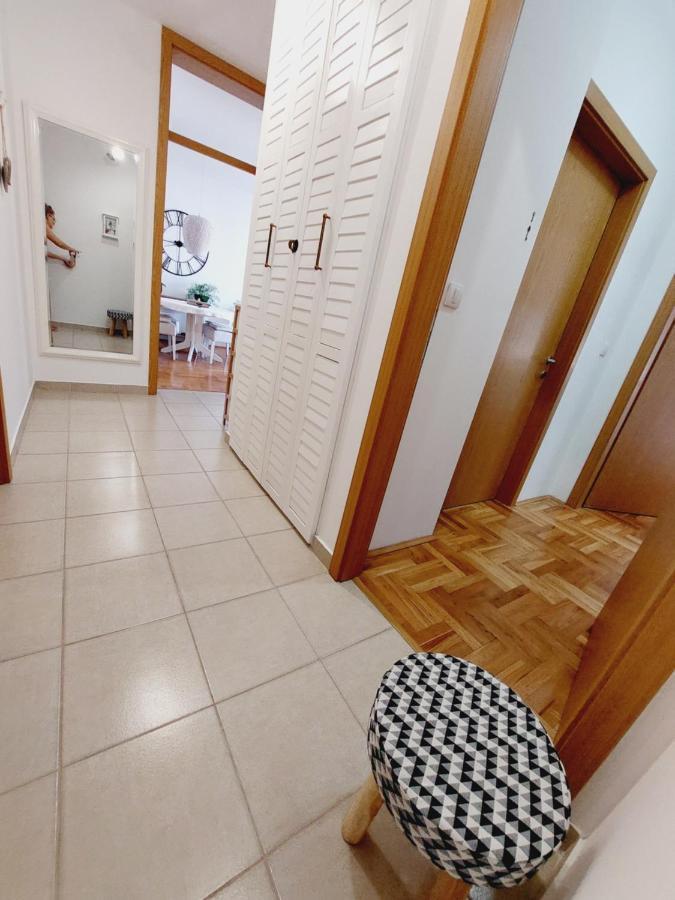 Aska Apartment Бар Екстер'єр фото